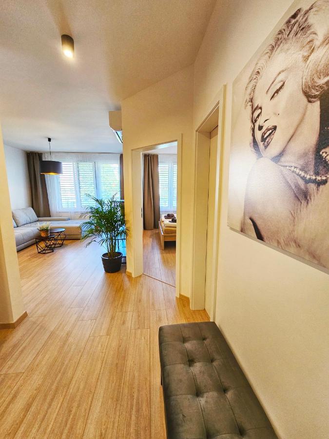 2 Room Apartment, New Building, Bosakova Street, 29 布拉迪斯拉发 外观 照片