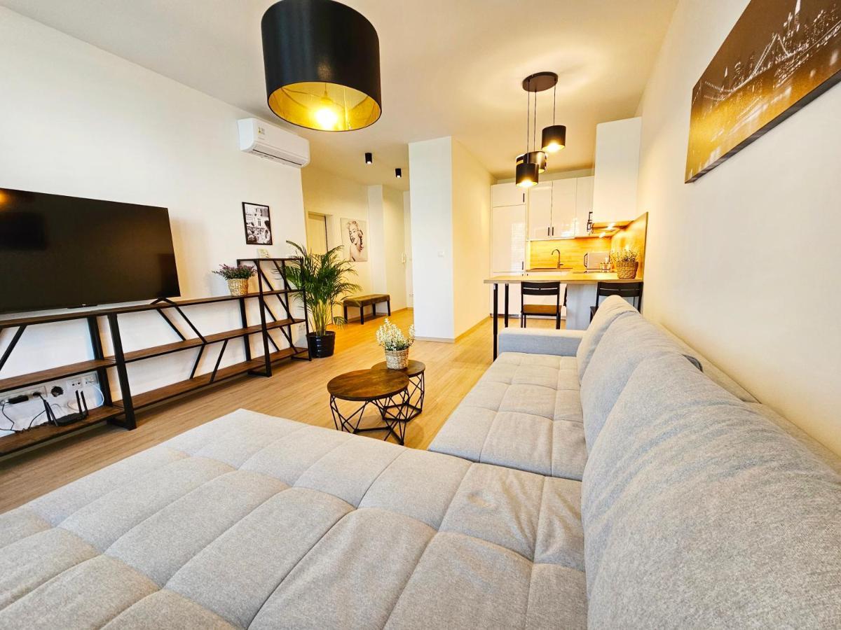 2 Room Apartment, New Building, Bosakova Street, 29 布拉迪斯拉发 外观 照片